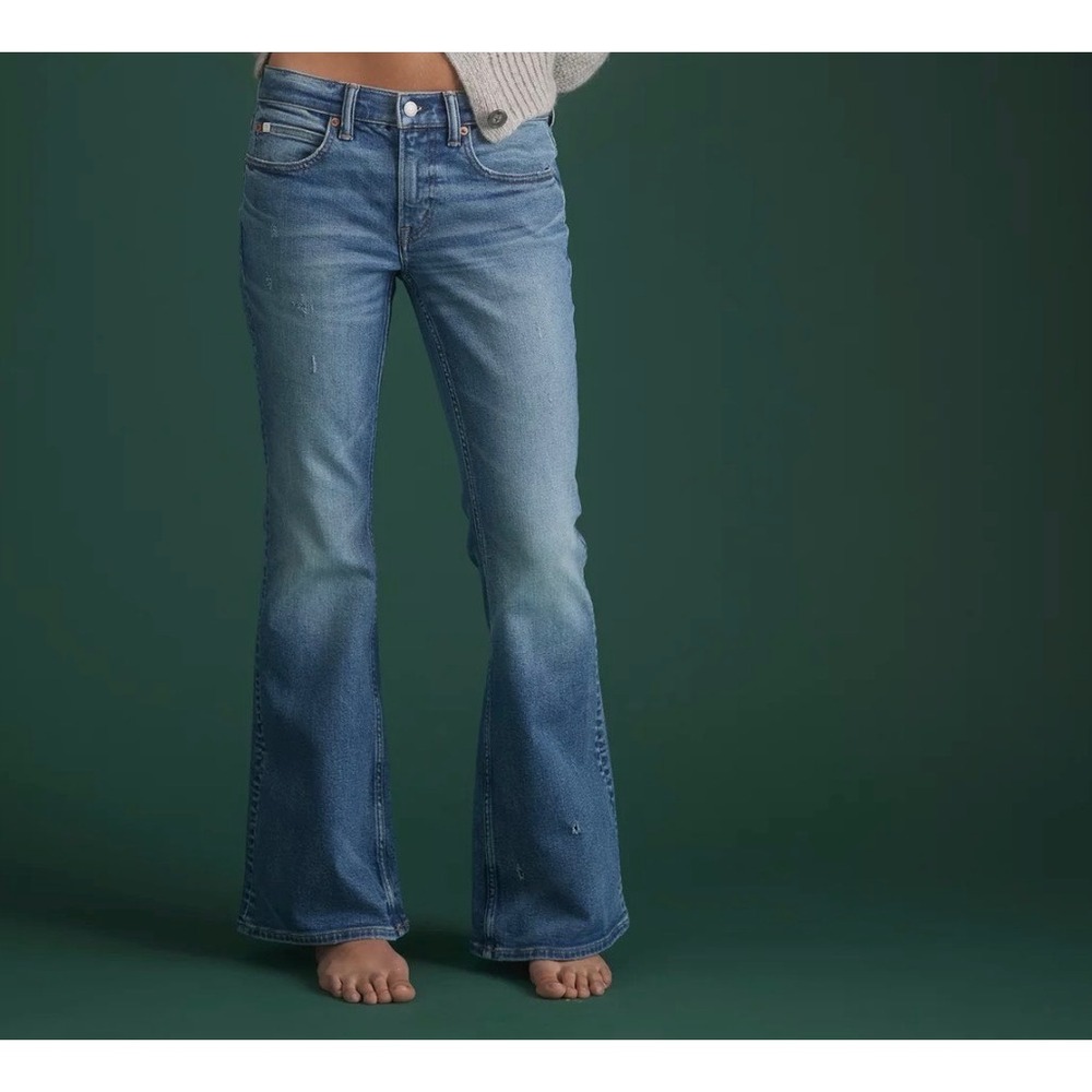 AE77 Womens Low-Rise Flare Jeans Medium Wash‎ Distressed Size 14 Regular NWT